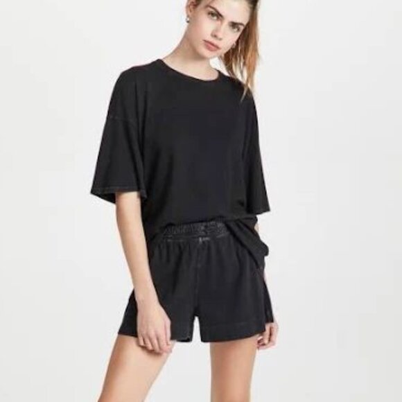 Beyond Yoga Women's Sweat Set Boyfriend Shorts + Matching Top - Picture 1 of 3